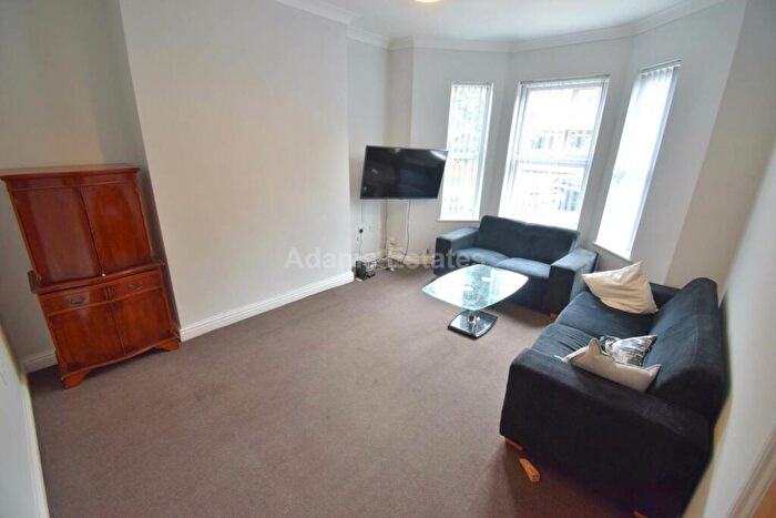 5 Bedroom Terraced House To Rent In Hamilton Road, Reading, RG1