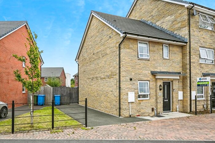 3 Bedroom End Of Terrace House For Sale In Wade Brook Way, Liverpool, Merseyside, L24