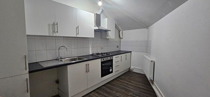 2 Bedroom Flat To Rent In Boundary Road, Portslade, BN3