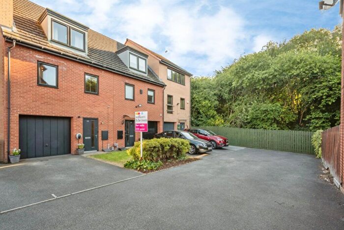 4 Bedroom Terraced House For Sale In Stables Way, Wath-upon-Dearne, Rotherham, S63