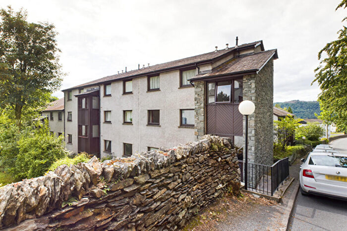 2 Bedroom Apartment To Rent In Helm Rigg, Helm Road, Bowness-on-Windermere, LA23