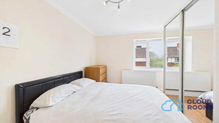 1 Bedroom Flat To Rent In Newton Road, N15