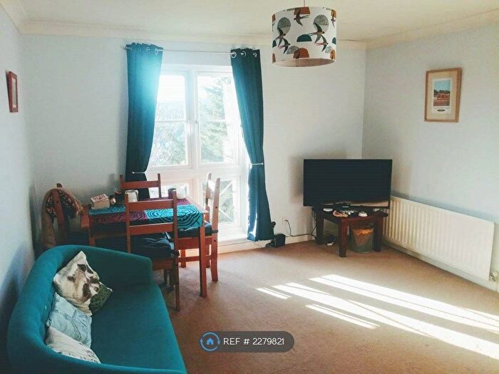 1 Bedroom Flat To Rent In Overhill Road, London, SE22