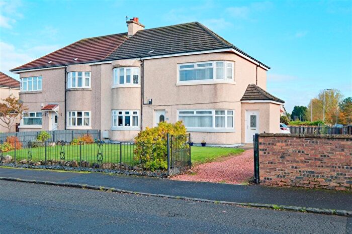 2 Bedroom Apartment To Rent In Campbell St, Wishaw, ML2