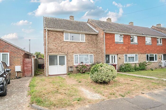 2 Bedroom End Of Terrace House For Sale In St. Georges Close, Selsey, PO20