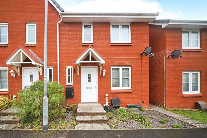 3 Bedroom Semi-Detached House For Sale In Pear Tree Way, Wellington, Somerset, TA21