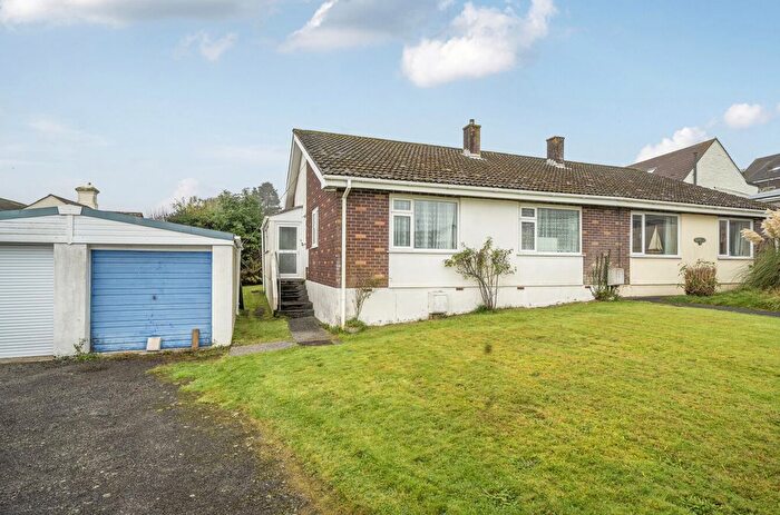 3 Bedroom Semi-Detached Bungalow For Sale In East Park, Pensilva, Liskeard, Cornwall, PL14