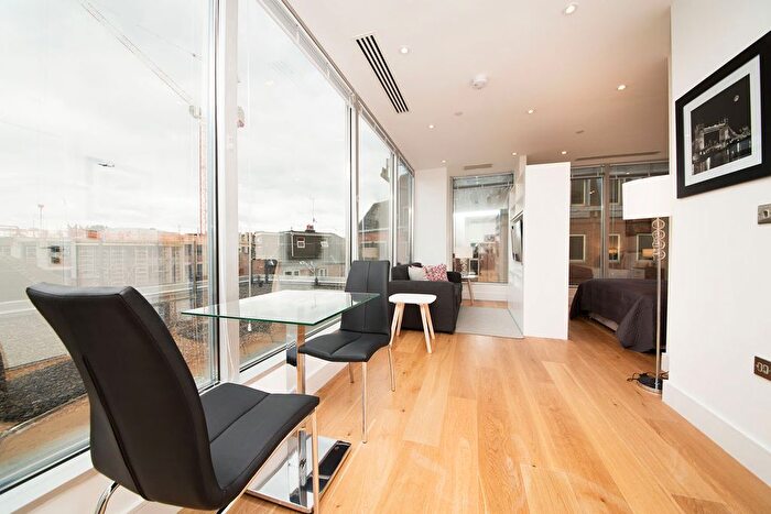 Studio To Rent In Staines Road, Hounslow, TW3