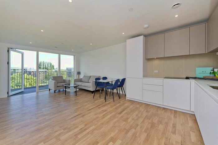 2 Bedroom Flat For Sale In Meranti Apartments, Deptford Landings, SE8