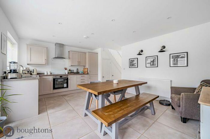 3 Bedroom Detached House For Sale In Mill Lane, Brackley, NN13