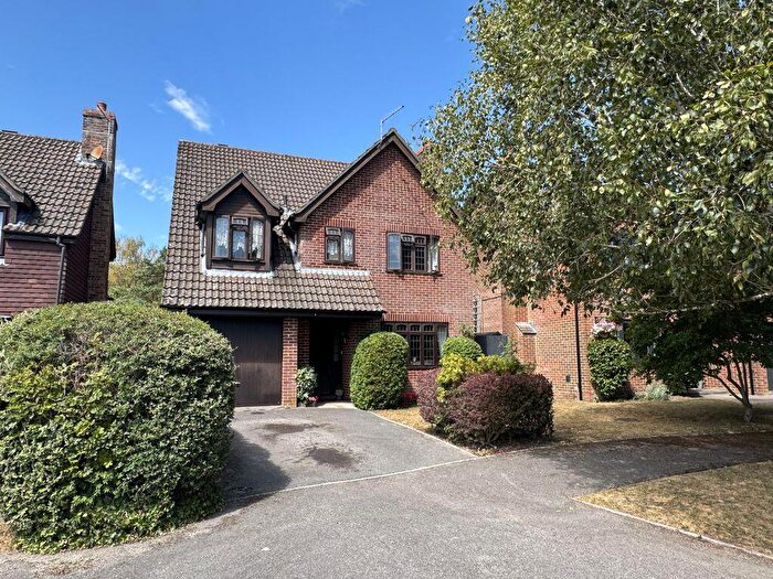 4 Bedroom Detached House For Sale In Shaw Drive, Sandford, Wareham, BH20 - Photo 12