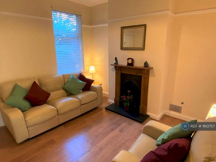 2 Bedroom Terraced House To Rent In Tyndale Street, Leicester, LE3