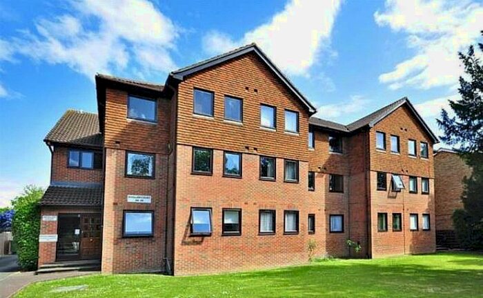 Studio To Rent In Brunswick Road, Sutton, Surrey, SM1