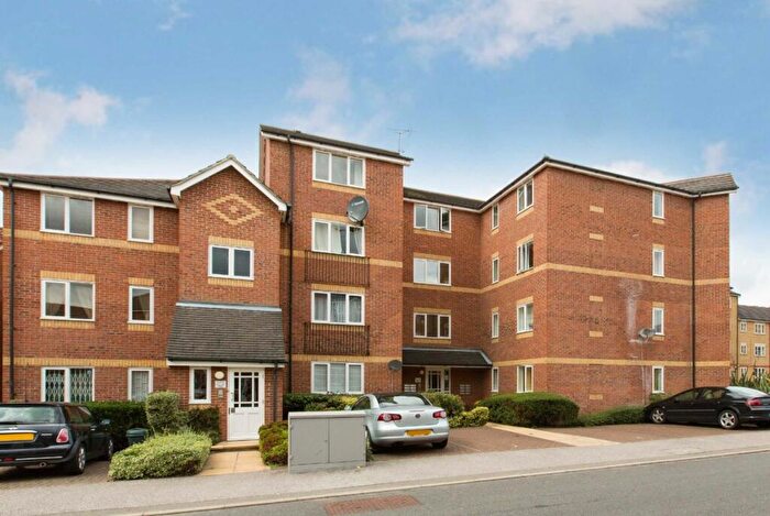 1 Bedroom Flat To Rent In Telegraph Place, Tower Hamlets, London, E14
