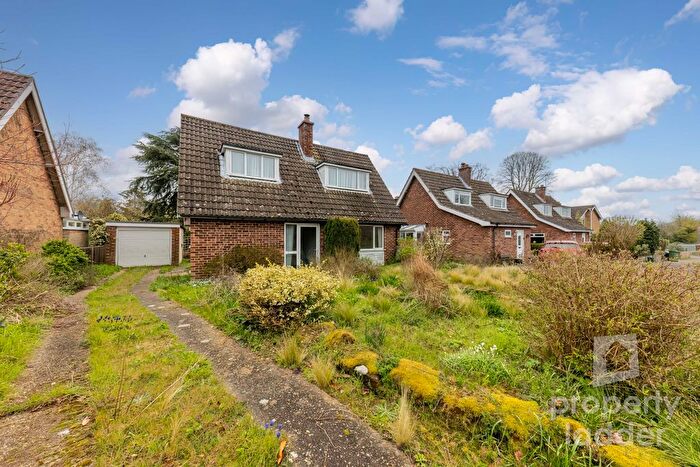 3 Bedroom Detached House For Sale In Mead Close, Buxton, Norwich, NR10