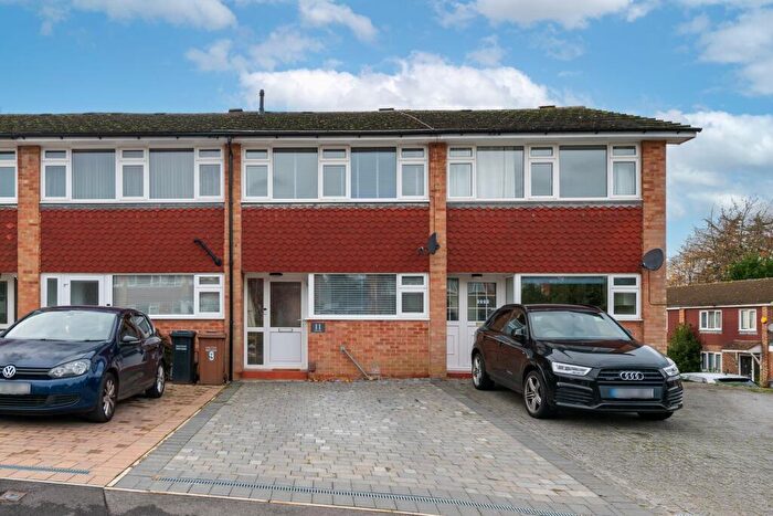 2 Bedroom Terraced House For Sale In Wilmots Close, Reigate, RH2