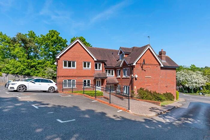 2 Bedroom Flat For Sale In Westwood Mews, Heathfield, TN21