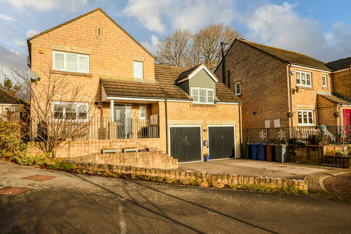 5 Bedroom Detached House For Sale In Hollin Moor View, Thurgoland, S35