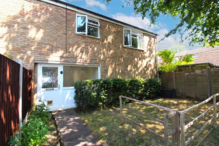 1 Bedroom Maisonette For Sale In York Road, Stevenage, SG1