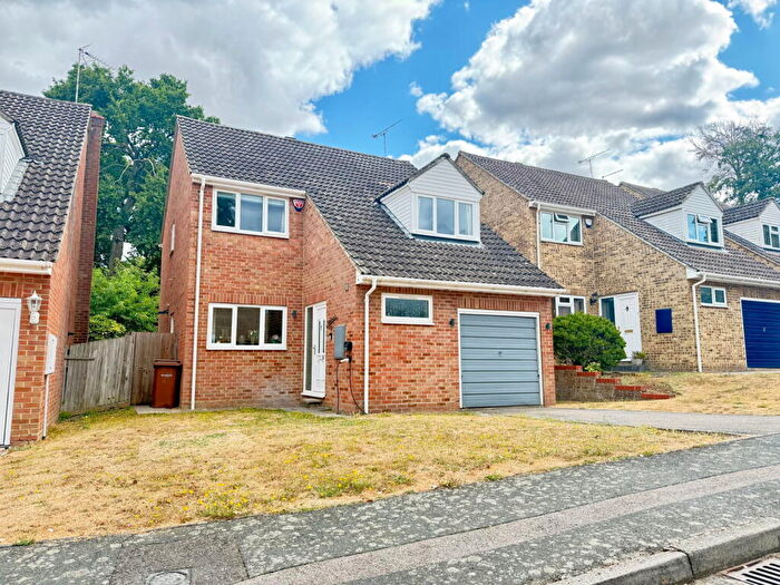4 Bedroom Detached House For Sale In Stunning Family Home In A Sought After Rainham Location Close To Schools And Motorway Links - Parker Close, ME8