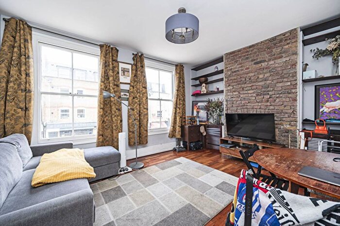 1 Bedroom Flat To Rent In Hoxton Street, Hoxton, London, N1