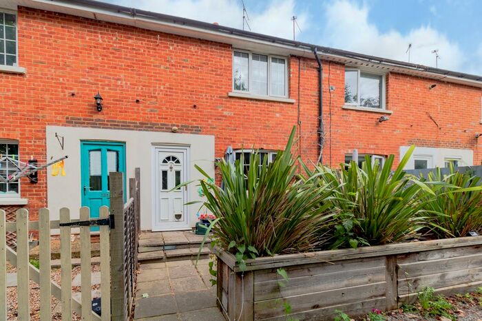 2 Bedroom Terraced House To Rent In Alexandra Road, Aldershot, GU11