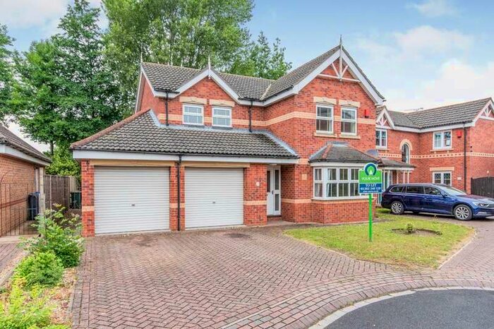 4 Bedroom Detached House To Rent In Headingley Close, Kirk Sandall, Doncaster, South Yorkshire, DN3