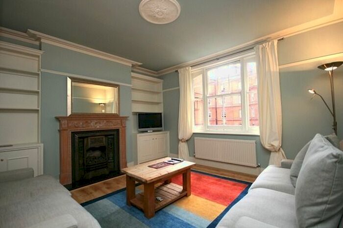 2 Bedroom Flat To Rent In Queen's Club Gardens, London, W14