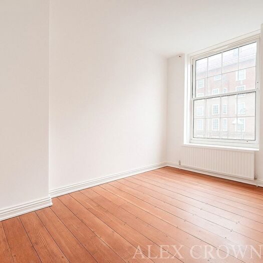 3 Bedroom Flat To Rent In Marden House, Bodney Road, Hackney, E8