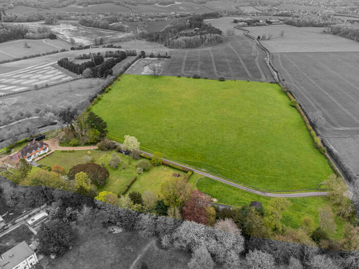 5 Bedroom Country House For Sale In Highlands Cherry Lane, Woodrow, Amersham, HP7