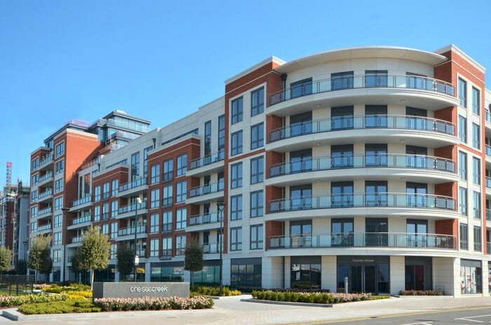 1 Bedroom Flat To Rent In Park Street, Chelsea Creek, London, SW6