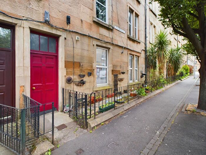 1 Bedroom Flat To Rent In Fowler Terrace, Fountainbridge, Edinburgh, EH11