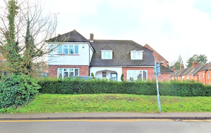 4 Bedroom Detached House To Rent In Upper Station Road, Radlett, Hertfordshire, WD7