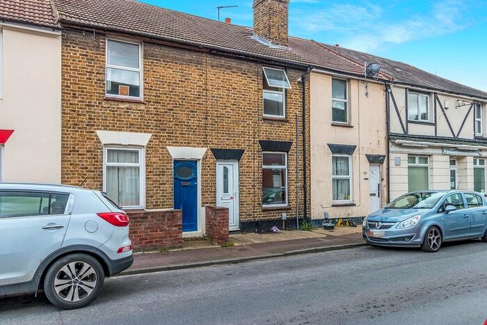2 Bedroom Terraced House To Rent In Thorold Road, Chatham, Kent, ME5