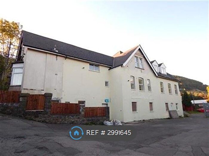 2 Bedroom Terraced House To Rent In Mount Pleasant, Abertillery, NP13