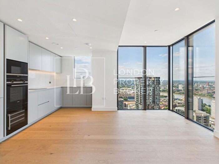 2 Bedroom Apartment To Rent In Harcourt Tower, South Quay Plaza, E14