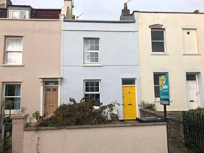 2 Bedroom Terraced House To Rent In Armoury Square, Bristol, BS5