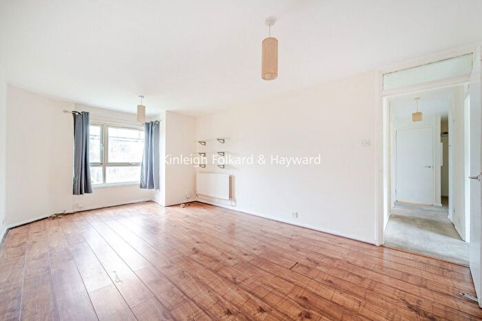 2 Bedroom Flat To Rent In Sheldrick Close, Mitcham, Surrey, SW19