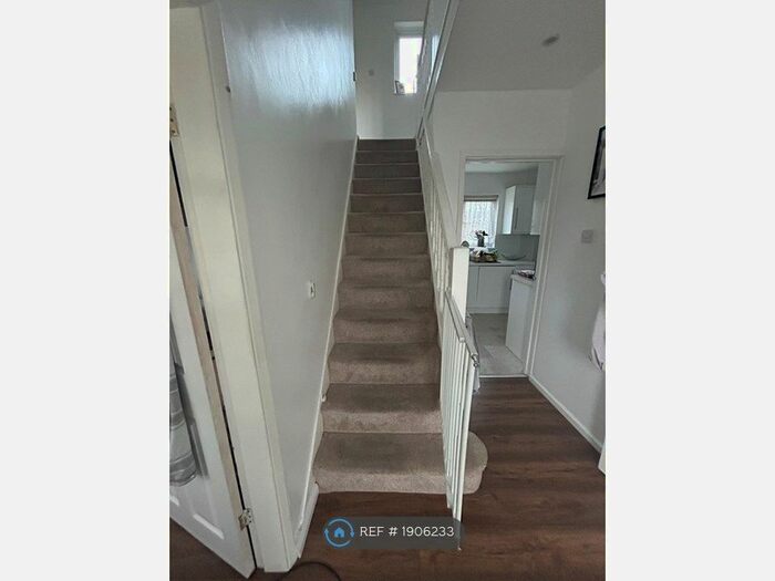 3 Bedroom Terraced House To Rent In Tennyson Road, Dartford, DA1