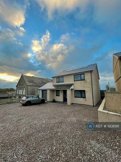 3 Bedroom Detached House To Rent In Tudweiliog, Gwynedd, LL53
