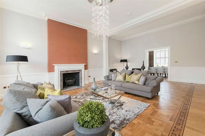 4 Bedroom Flat To Rent In Bryanston Square, Marylebone, W1H