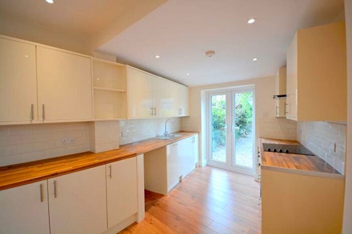 4 Bedroom Property To Rent In Crescent Road, Ramsgate, CT11