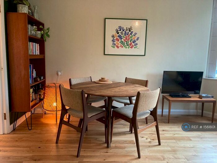 1 Bedroom Flat To Rent In Wesley Court, London, SE24