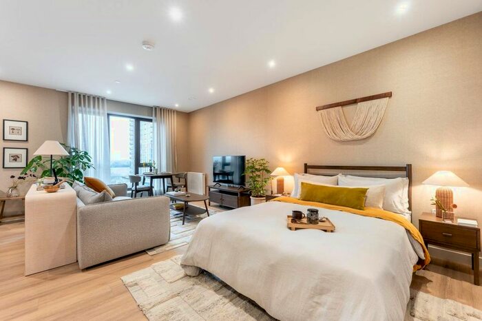 Studio To Rent In Glassworks Court, Greenford, UB6