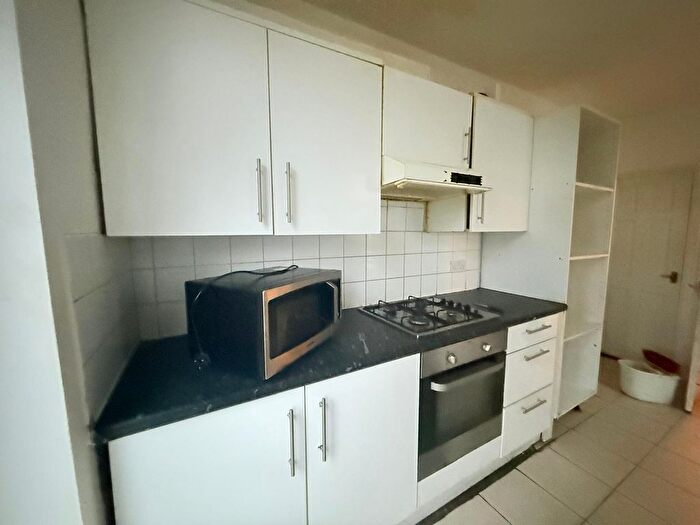 4 Bedroom Terraced House To Rent In London, E10