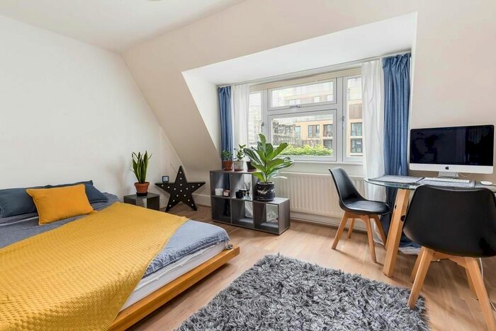 Studio To Rent In Berwick Street, London, W1F