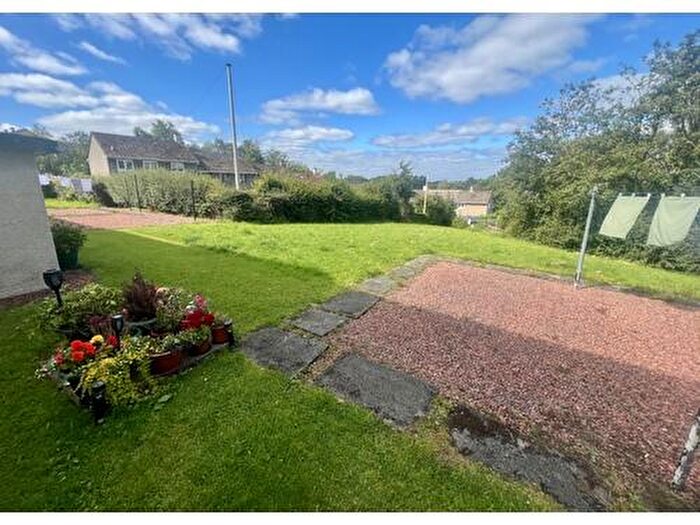 2 Bedroom Flat To Rent In Aikman Place, East Kilbride, G74