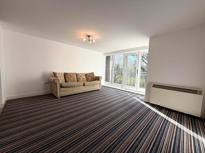 3 Bedroom Apartment To Rent In Bingley Court, Canterbury, CT1