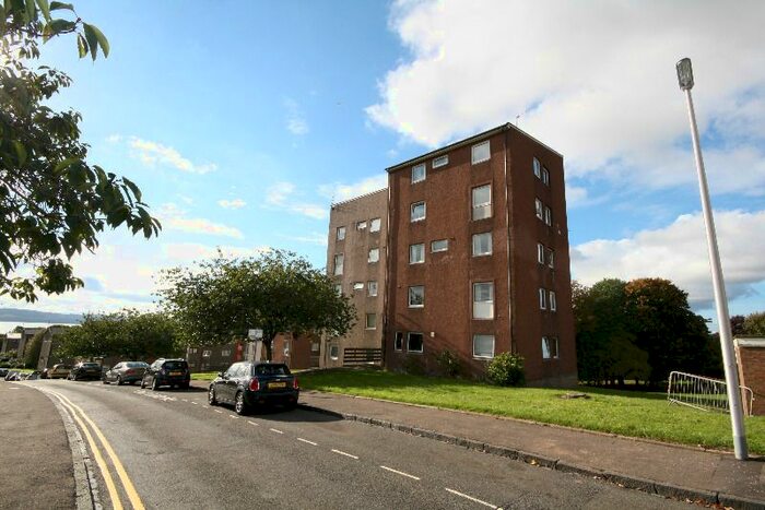2 Bedroom Flat To Rent In Thurso Crescent, Menzieshill, Dundee, DD2