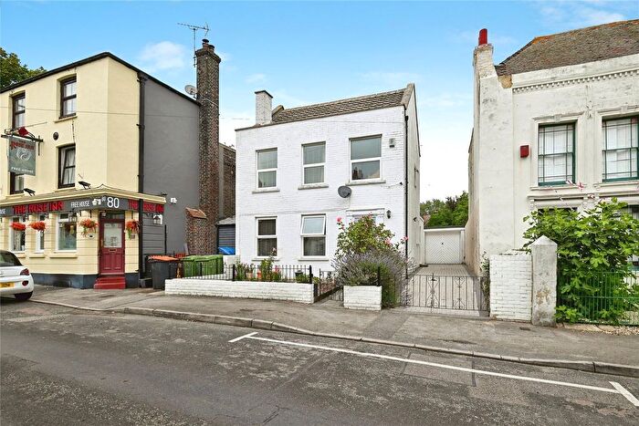 3 Bedroom Detached House For Sale In High Street, Queenborough, Kent, ME11